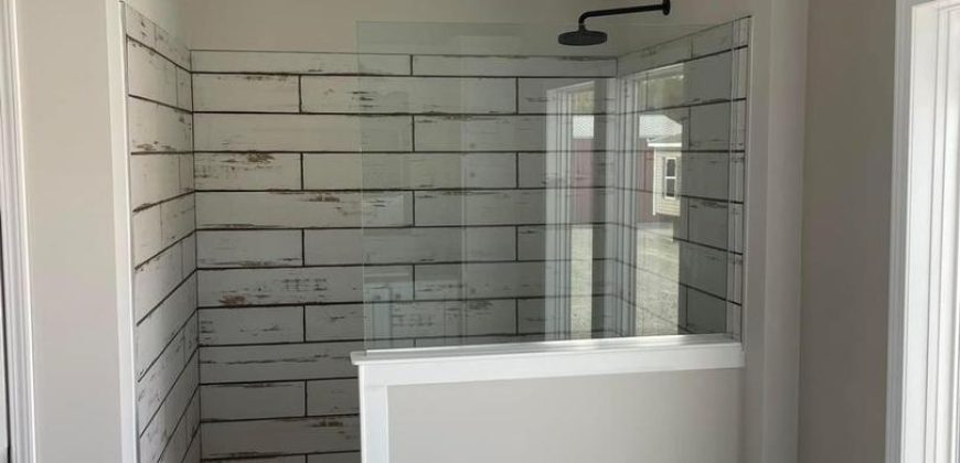 3bed 2bath  Farm House