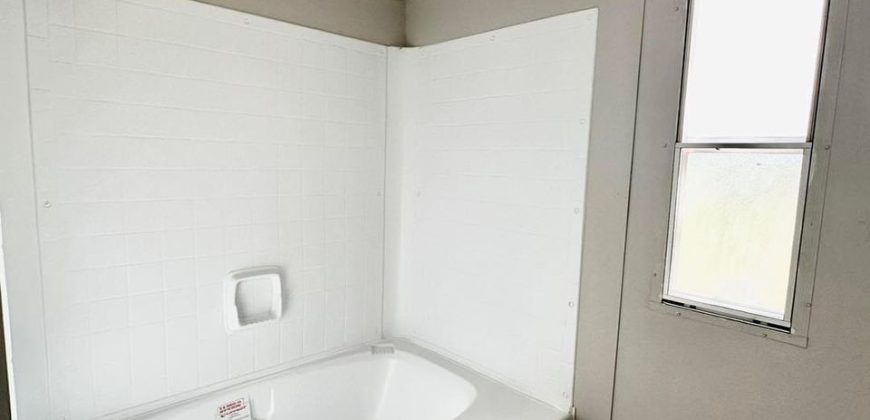 Fairly used home still in it’s perfect condition 👍