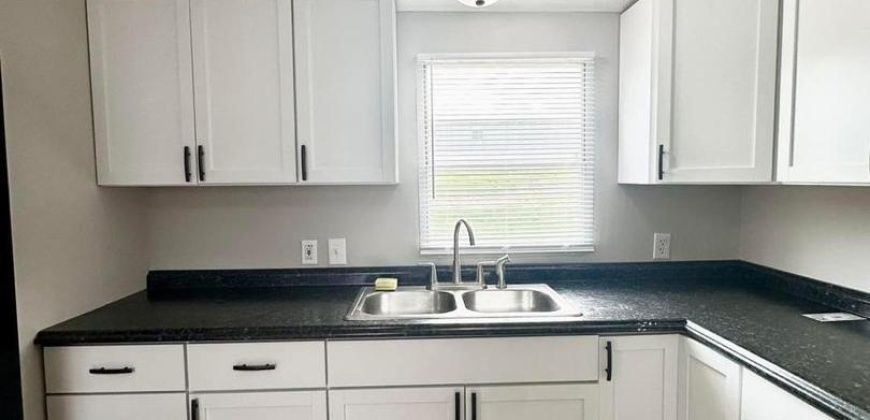 Fairly used home still in it’s perfect condition 👍