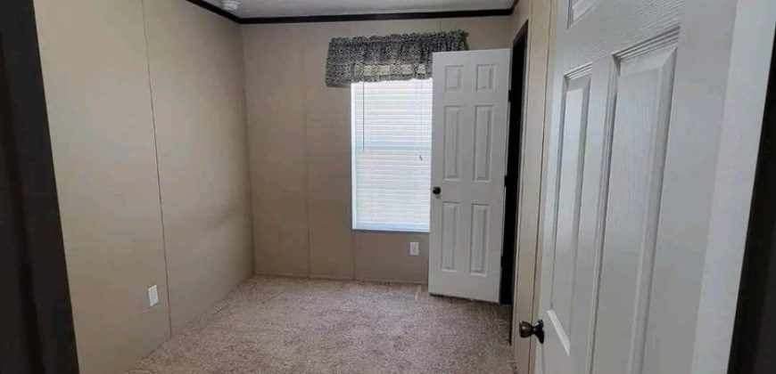 3bed 2bath 16 x 70